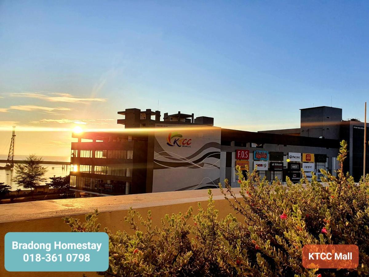 קואלה טרנגאנו Bradong Homestay - Musllm Only, 3 Queen Bedrooms, Seaview, Infinity Pool, Gym, Near Drawbridge & Ktcc Mall מראה חיצוני תמונה